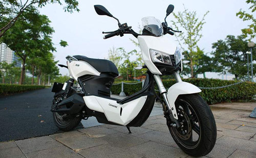中國十大電動(dòng)車品牌愛瑪帶給你時(shí)尚、新鮮和動(dòng)感!