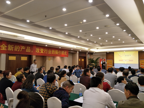 勒是霧都!數碼彩創新破局，扭轉家裝漆乾坤