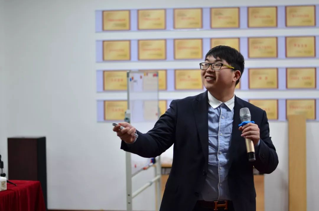 品牌大事|共創未來 2018巨峰板材優秀經銷商戰略研討會