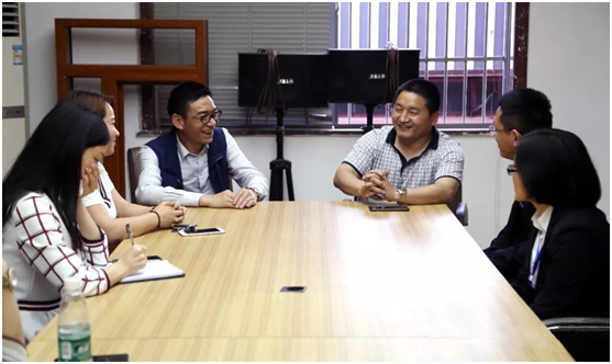 探討木業(yè)發(fā)展趨勢(shì) 安化商會(huì)秘書長訪香港福林