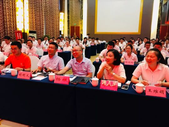火星人集成灶銷售部9月績溪會議：我們是最棒的團(tuán)隊！