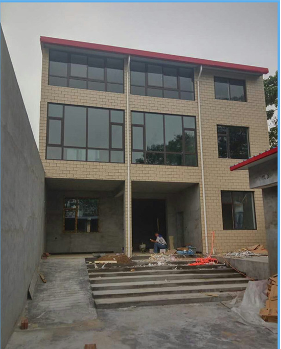 農村自建房封窗戶安裝斷橋鋁門窗，便宜又安全 