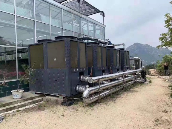岳西大觀園12000㎡花卉大棚采用格美粵空氣源熱泵，三年無故障運行