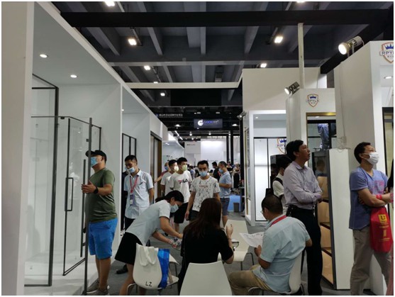 雅利斯淋浴房閃耀廣州建博會(huì)，見證品牌實(shí)力