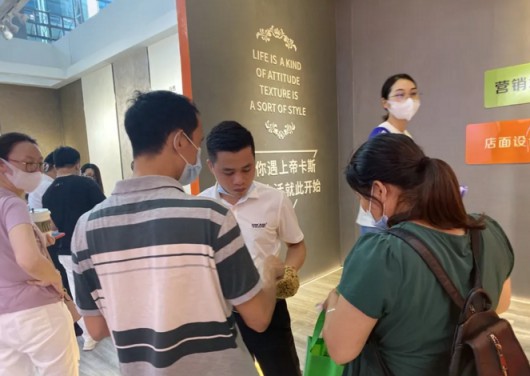 【2020廣州建博會(huì)】帝卡斯藝術(shù)漆獨(dú)領(lǐng)風(fēng)騷 展館人氣爆棚！