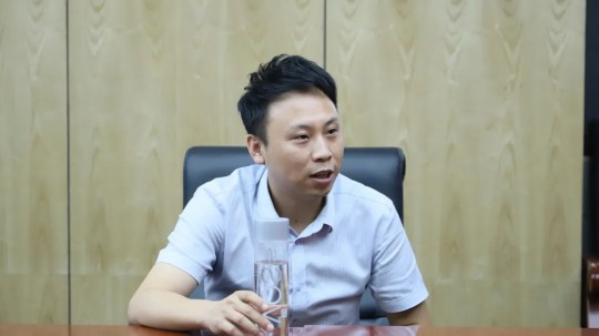 品牌大事|貴州省資源節(jié)約利用協(xié)會(huì)領(lǐng)導(dǎo)蒞臨億合門(mén)窗考察調(diào)研